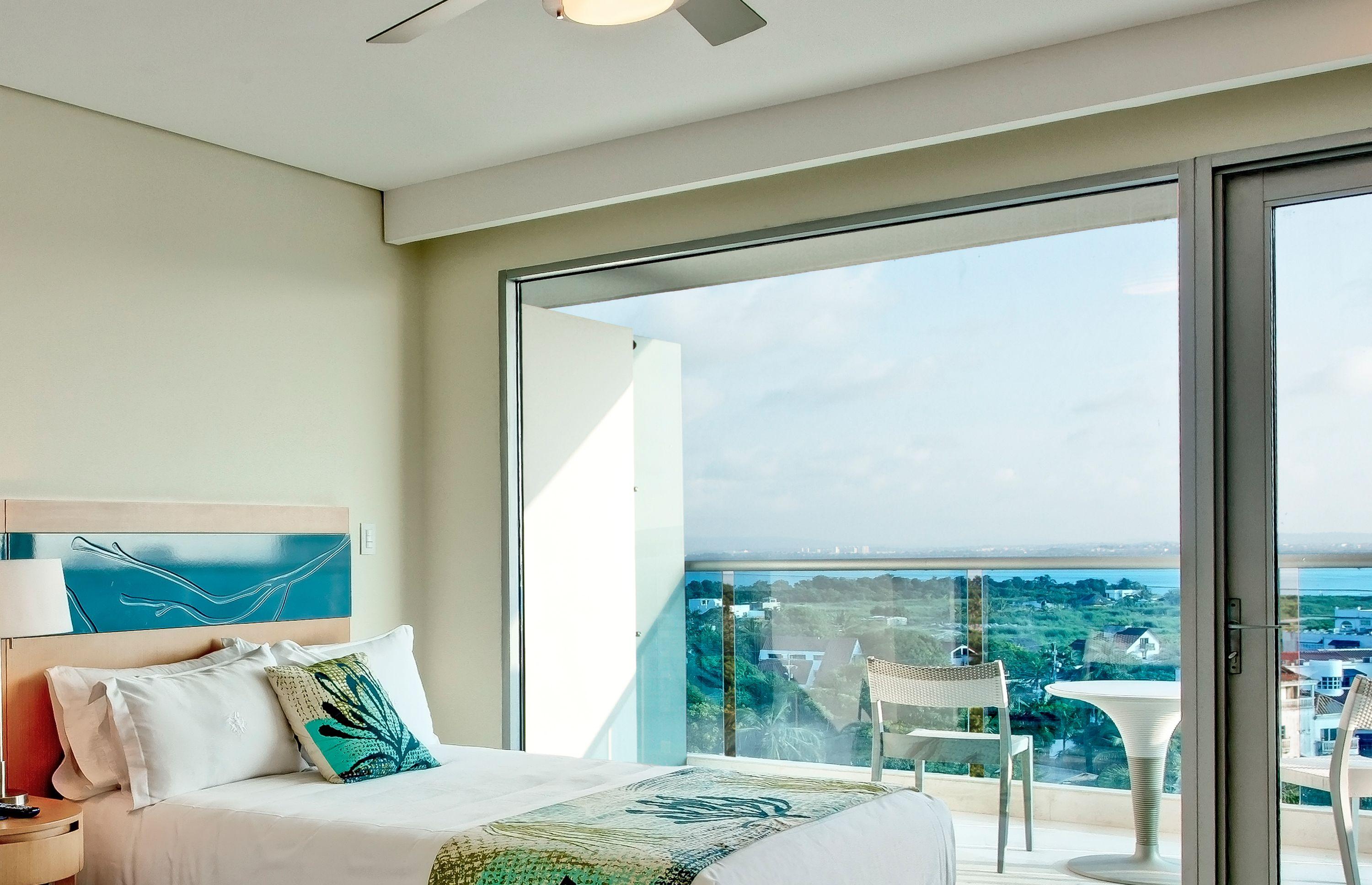 Hotel Americas Torre Del Mar 5*