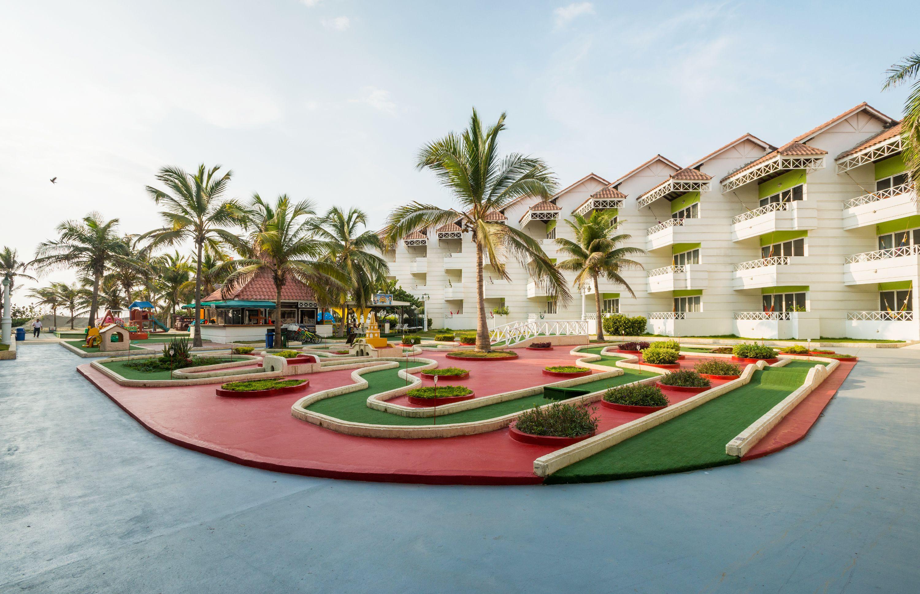 Hotel Americas Torre Del Mar 5*