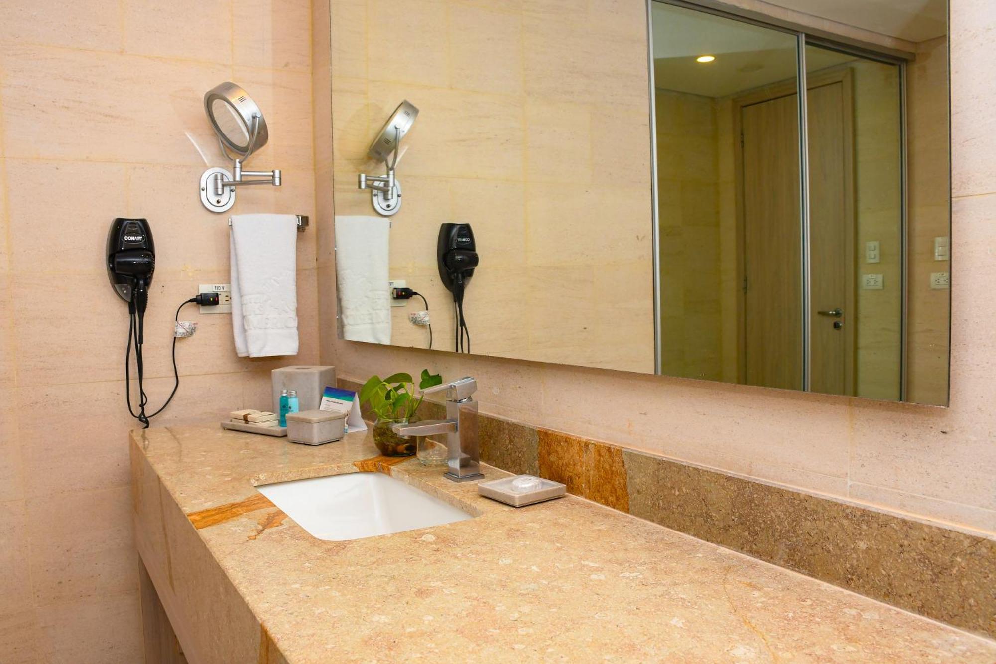 Americas Torre Del Mar Hotel Cartagena