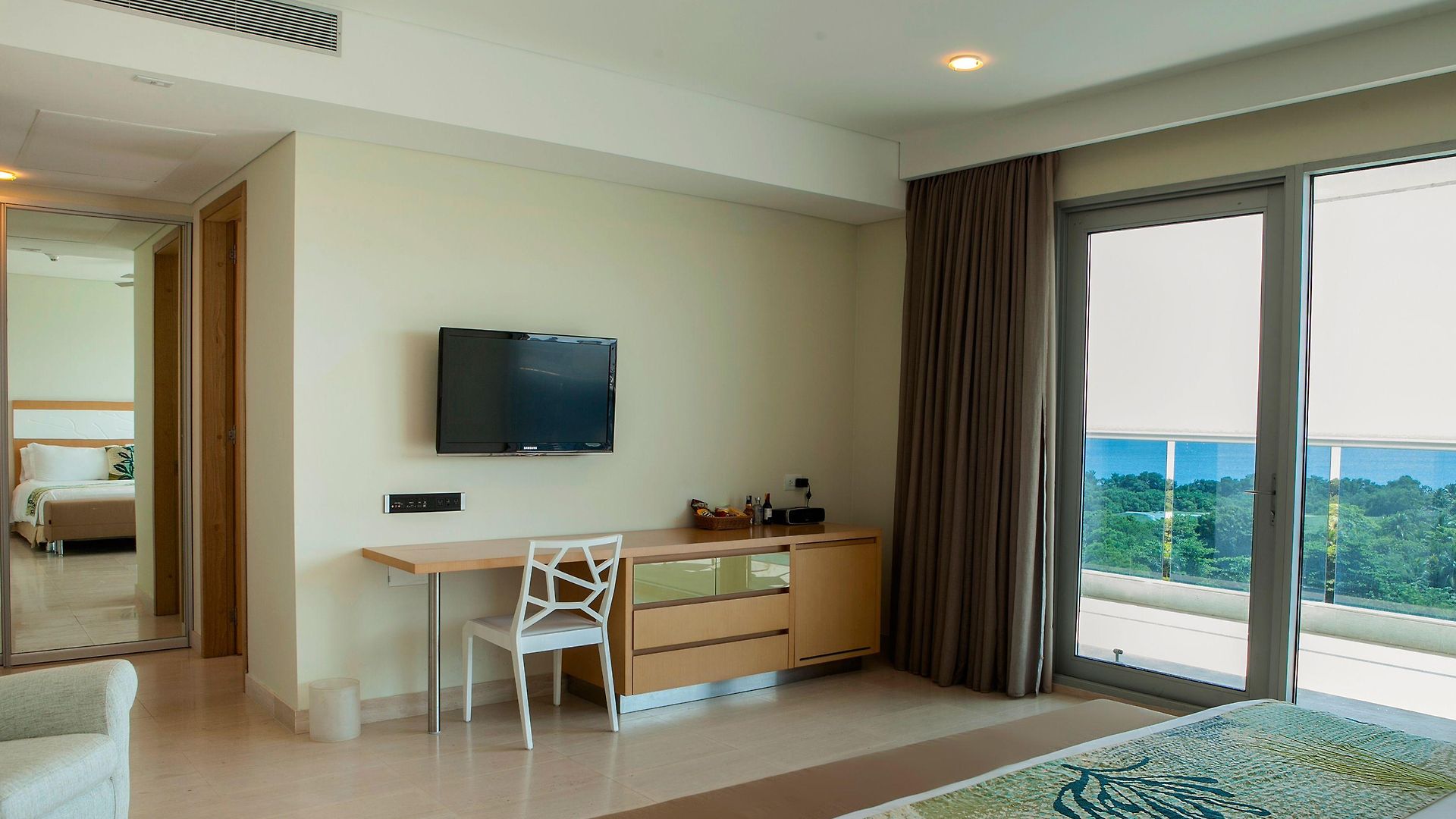 Hotel Americas Torre Del Mar 5*