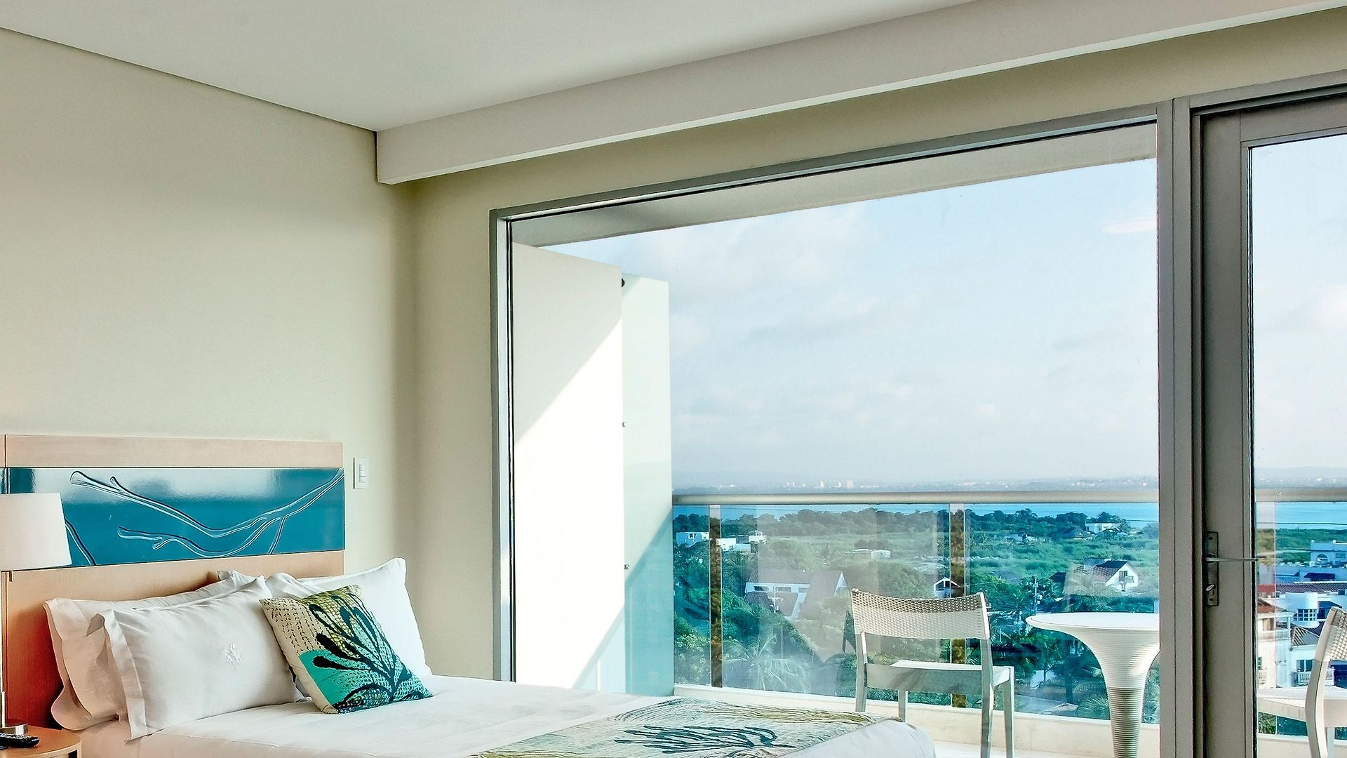 Hotel Americas Torre Del Mar 5*