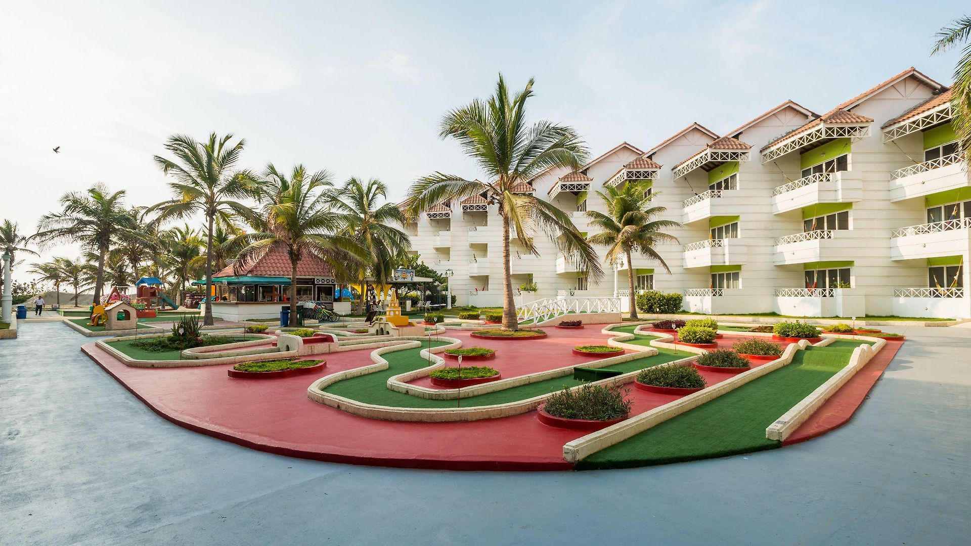 Hotel Americas Torre Del Mar 5*